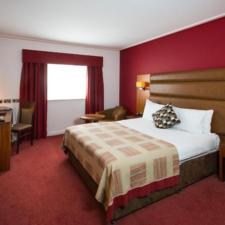 เมอร์เคียว นิวบิวรี เวสต์ เกรนจ์ โฮเต็ล Hotel ทัตแชม ภายนอก รูปภาพ