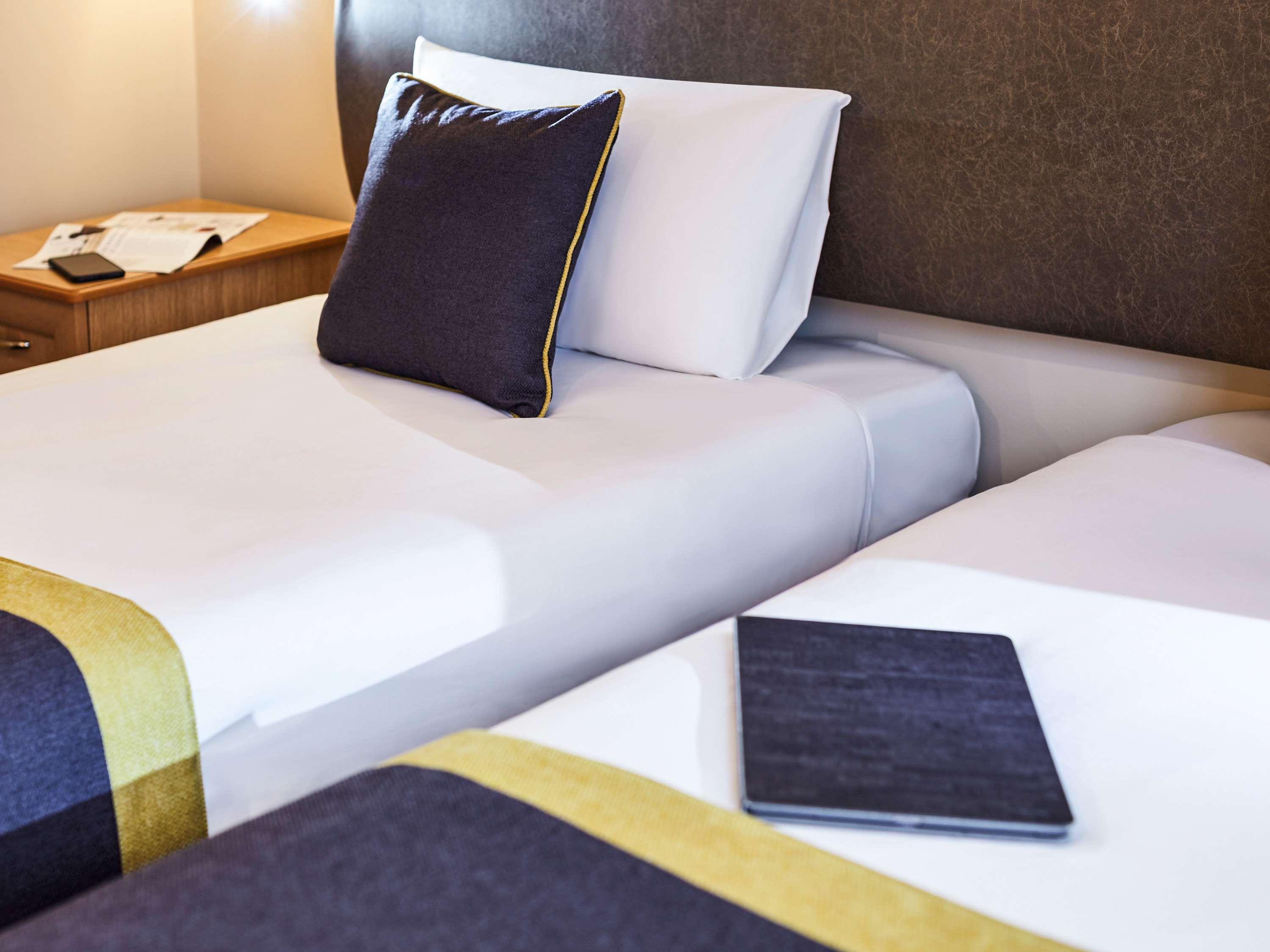 เมอร์เคียว นิวบิวรี เวสต์ เกรนจ์ โฮเต็ล Hotel ทัตแชม ภายนอก รูปภาพ