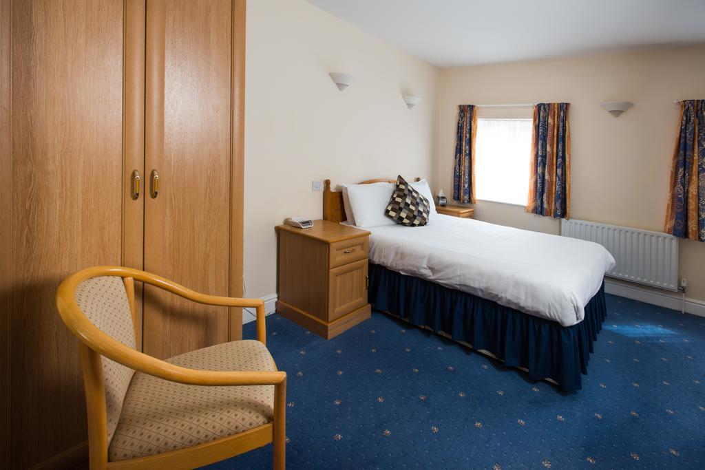 เมอร์เคียว นิวบิวรี เวสต์ เกรนจ์ โฮเต็ล Hotel ทัตแชม ภายนอก รูปภาพ