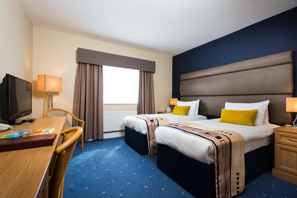 เมอร์เคียว นิวบิวรี เวสต์ เกรนจ์ โฮเต็ล Hotel ทัตแชม ภายนอก รูปภาพ