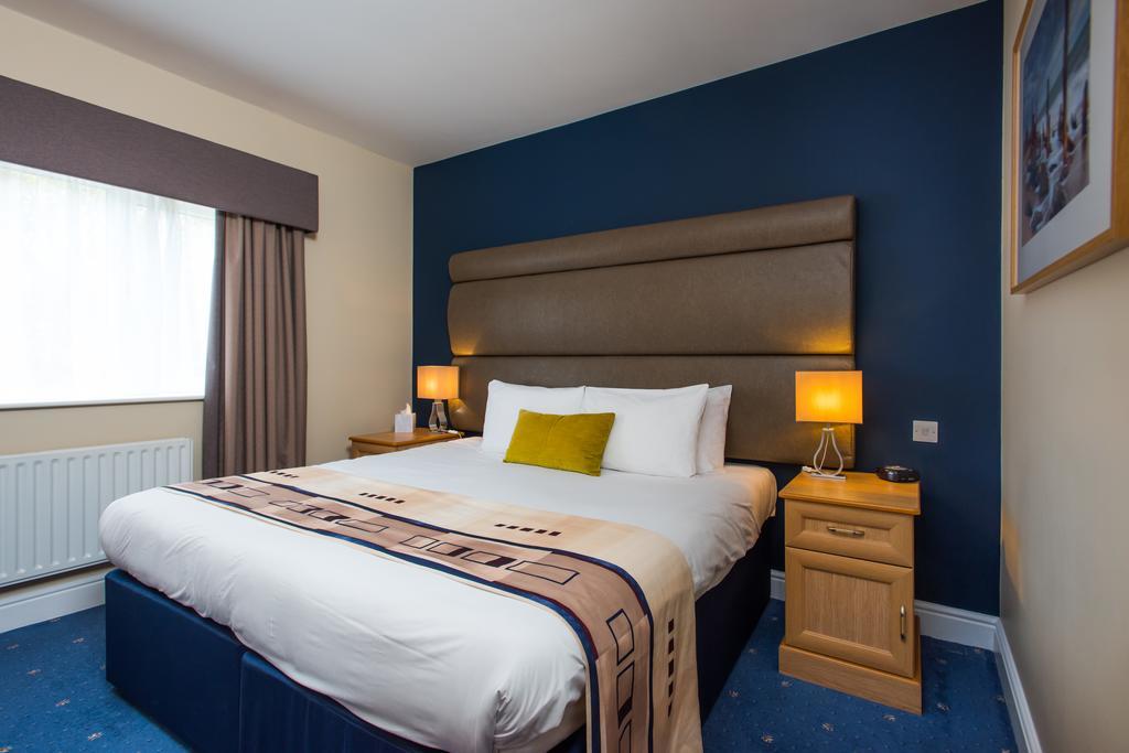 เมอร์เคียว นิวบิวรี เวสต์ เกรนจ์ โฮเต็ล Hotel ทัตแชม ภายนอก รูปภาพ