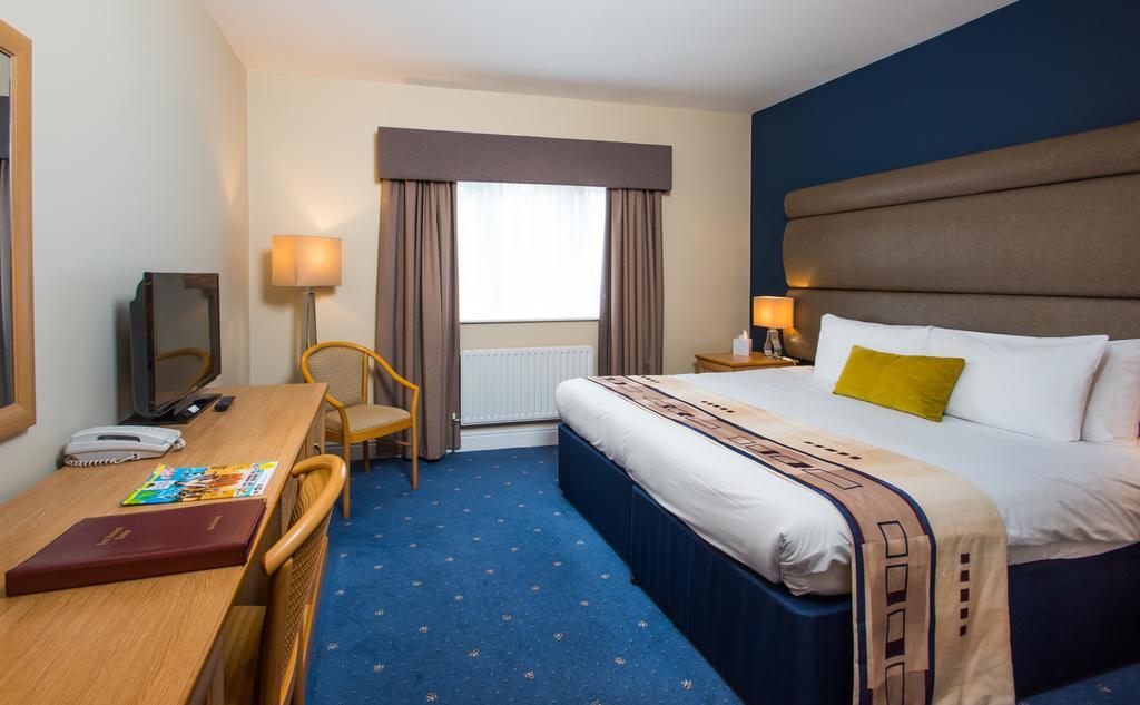 เมอร์เคียว นิวบิวรี เวสต์ เกรนจ์ โฮเต็ล Hotel ทัตแชม ภายนอก รูปภาพ