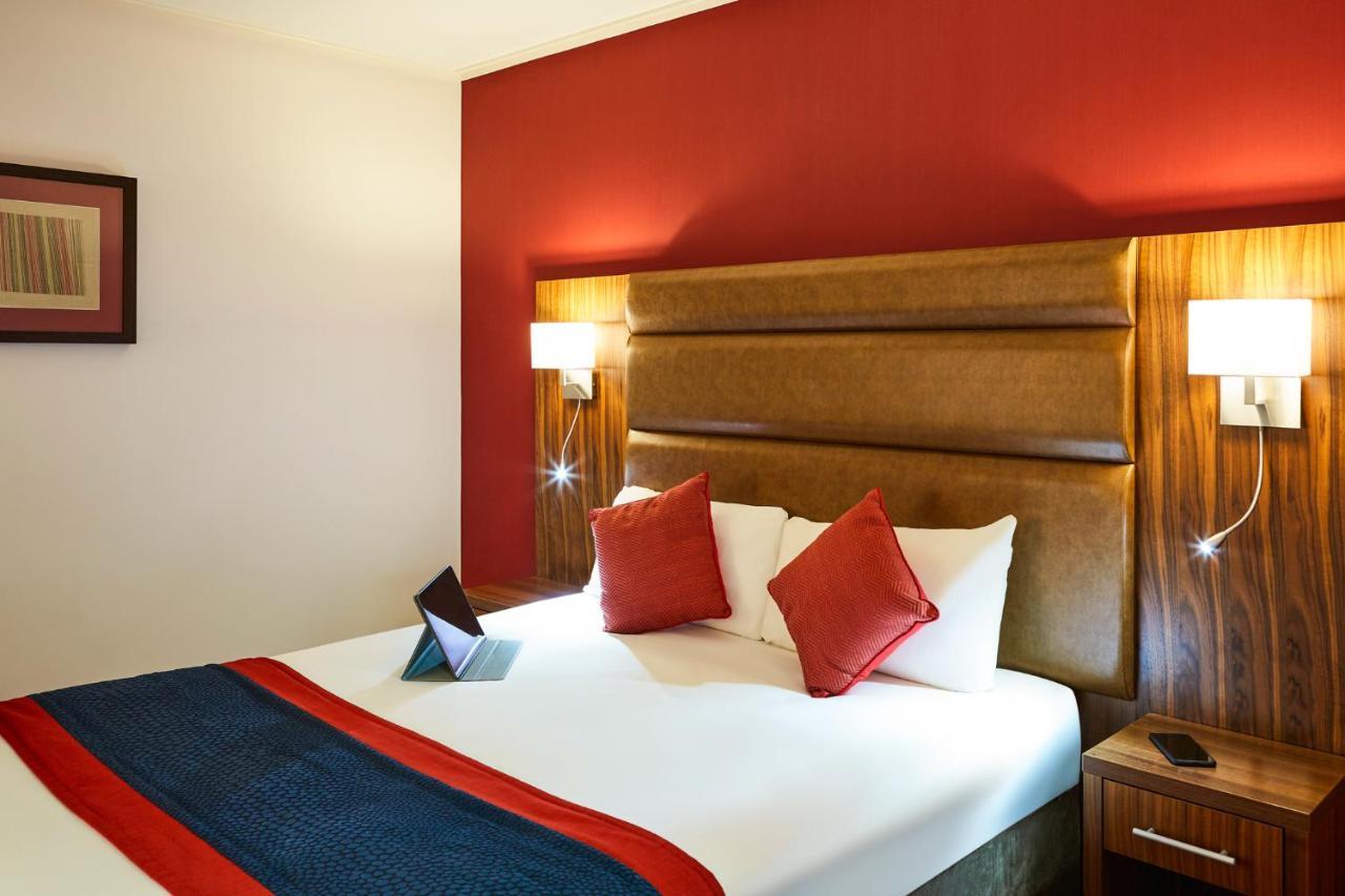 เมอร์เคียว นิวบิวรี เวสต์ เกรนจ์ โฮเต็ล Hotel ทัตแชม ภายนอก รูปภาพ