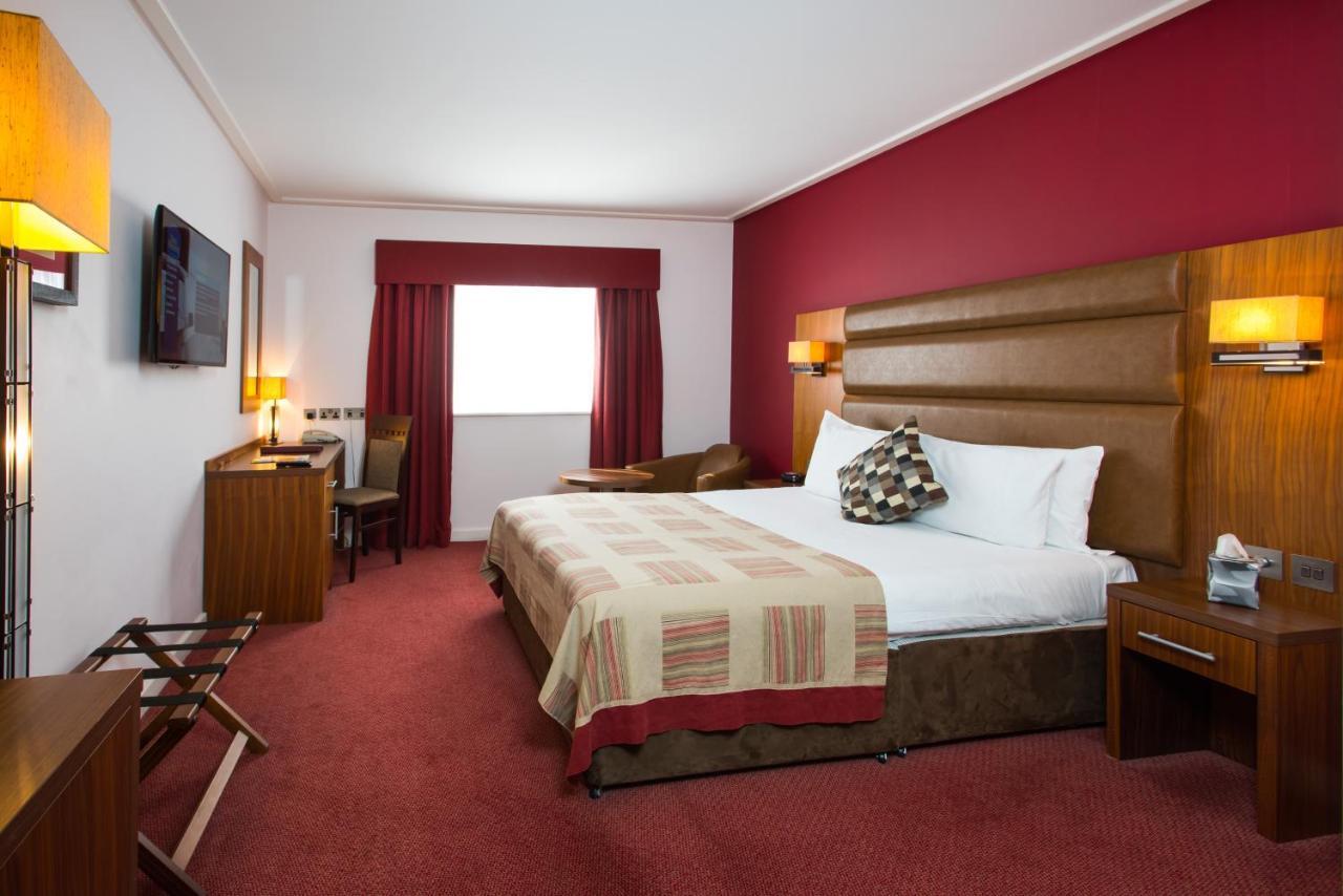 เมอร์เคียว นิวบิวรี เวสต์ เกรนจ์ โฮเต็ล Hotel ทัตแชม ภายนอก รูปภาพ
